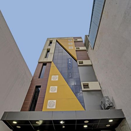 Super Townhouse 1096 Hotel Redfox Nungambakkam Near Apollo & Shankar Nethralaya Hospital Chennai Exterior photo